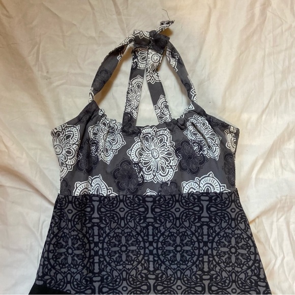 Floral Summer Dress - Picture 2 of 8